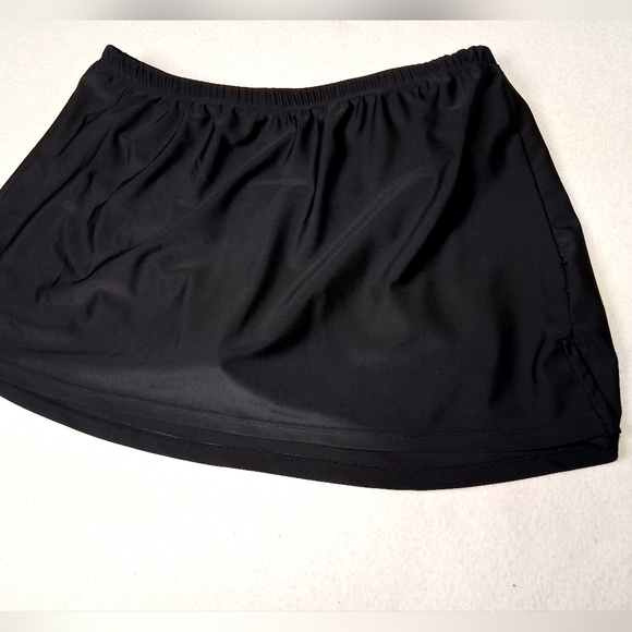 Krista Dresses & Skirts - Krista Black Skort